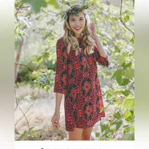 EVERLY BOHEMIAN PRINT ERINA SHIFT DRESS Medium